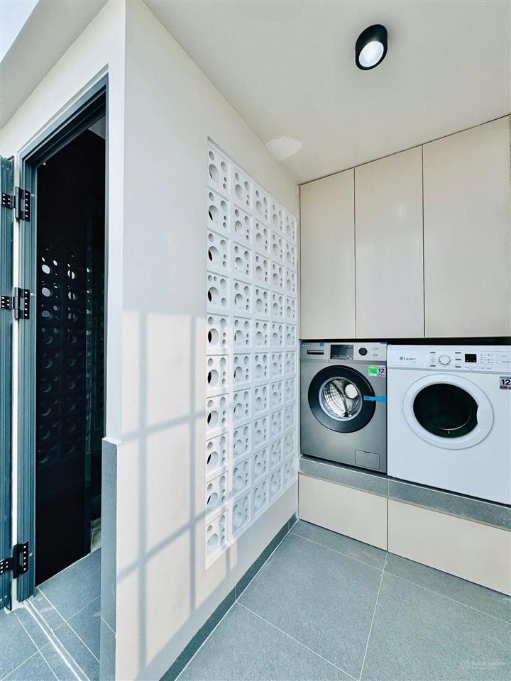 Gấp bán ra liền căn nhà an bình, phường 7, quận 5 chỉ 3 tỷ 460(tl), dt 70m2, sổ hồng, sẵn hđ thuê