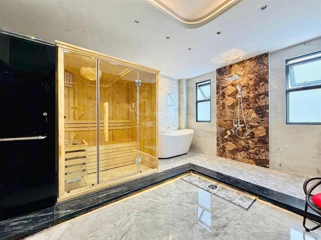 Bán ra nhà mặt tiền kinh doanh  nhà diên hồng, bình thạnh  chỉ 3 tỷ 950 (tl), dt 67,6m2, sổ đẹp
