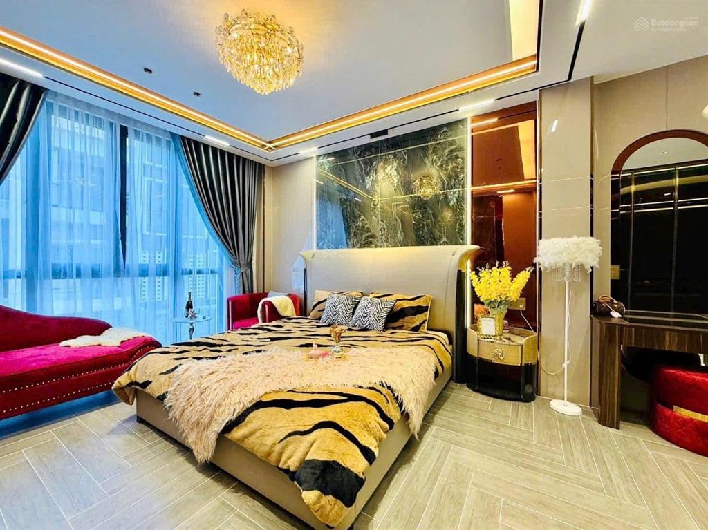 Bán ra nhà mặt tiền kinh doanh  nhà diên hồng, bình thạnh  chỉ 3 tỷ 950 (tl), dt 67,6m2, sổ đẹp