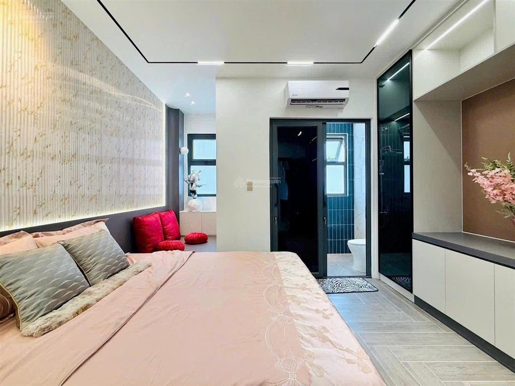 Bán ra nhà mặt tiền kinh doanh  nhà diên hồng, bình thạnh  chỉ 3 tỷ 950 (tl), dt 67,6m2, sổ đẹp