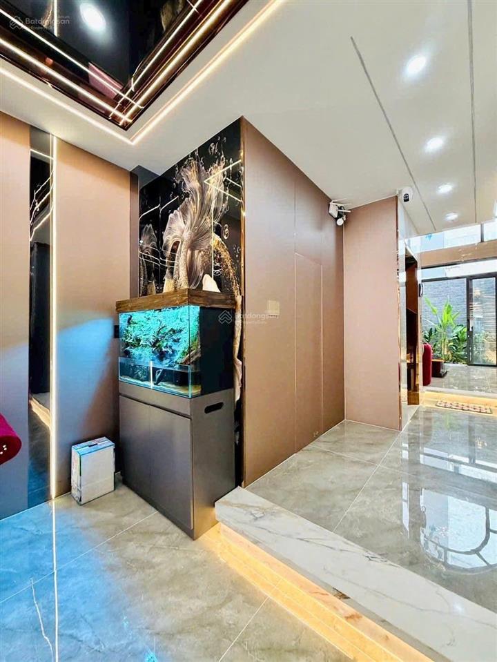 Bán ra nhà mặt tiền kinh doanh  nhà diên hồng, bình thạnh  chỉ 3 tỷ 950 (tl), dt 67,6m2, sổ đẹp