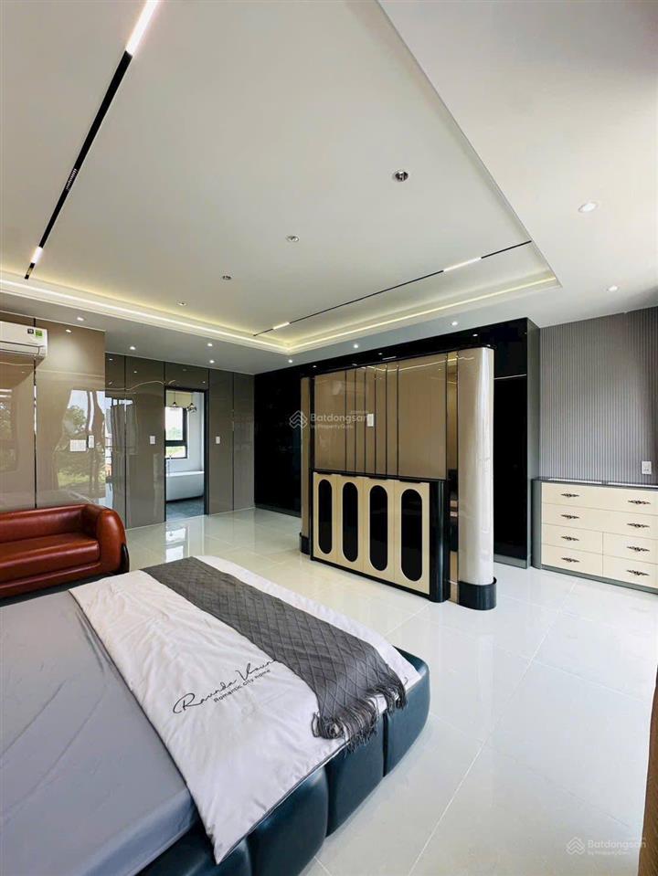 Bán gấp! căn nhà lương văn can, p. 15 quận 8, dt lớn 74,4m2, có sổ hồng sẵn