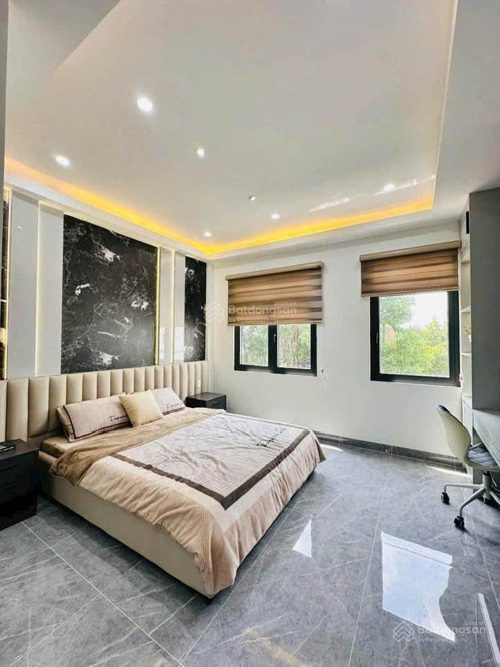 Lỗ vốn cần bán nhà xoay tiền nhà nguyễn văn hưởng, quận 2 | giá 5 tỷ 520(tl), dt 82m2, có sổ đẹp