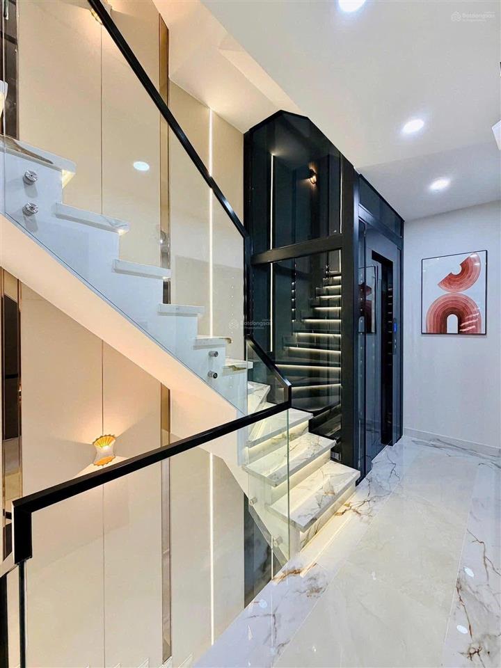 Nhà hẻm xe hơi có sổ đẹp nguyễn văn linh quận 7  giá chỉ 4.99 tỷ(tl), dt lớn 90m2, có hđ thuê sẵn