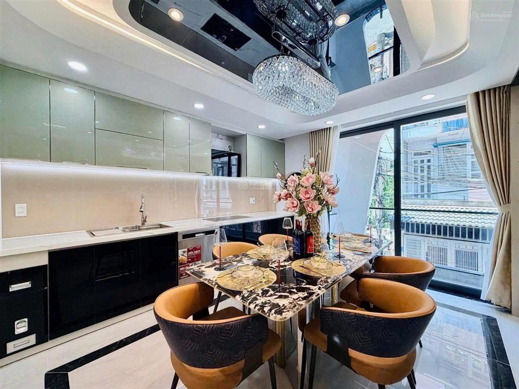 Nhà hẻm xe hơi có sổ đẹp nguyễn văn linh quận 7  giá chỉ 4.99 tỷ(tl), dt lớn 90m2, có hđ thuê sẵn