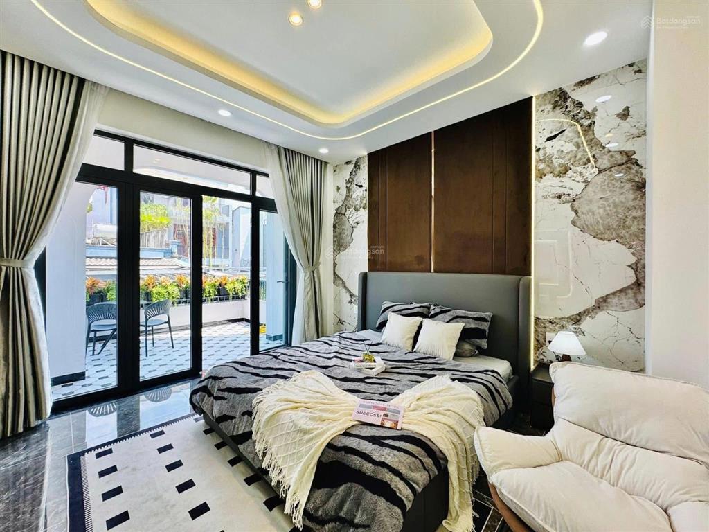 Bán nhà mặt tiền gấp xoay dòng tiền | nhà phạm văn đồng, thủ đức | giá tốt 4 tỷ 740(tl), có sổ hồng