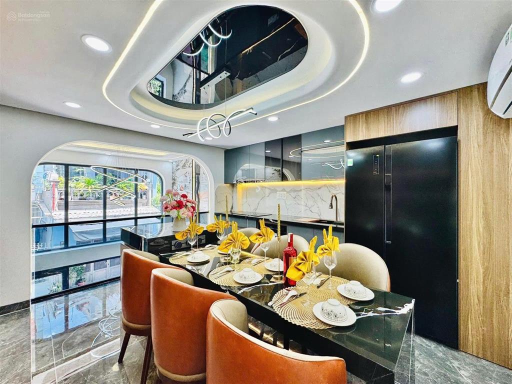 Bán nhà mặt tiền gấp xoay dòng tiền | nhà phạm văn đồng, thủ đức | giá tốt 4 tỷ 740(tl), có sổ hồng