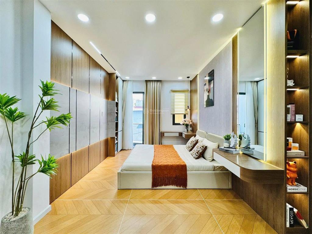 Cần ra gấp trong tháng an dương vương, p4, q5| dt 75m2 giá chỉ 3.69 tỷ, sổ đẹp, có hđ thuê sẵn