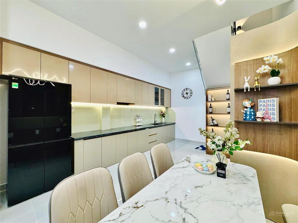 Cần ra gấp trong tháng an dương vương, p4, q5| dt 75m2 giá chỉ 3.69 tỷ, sổ đẹp, có hđ thuê sẵn