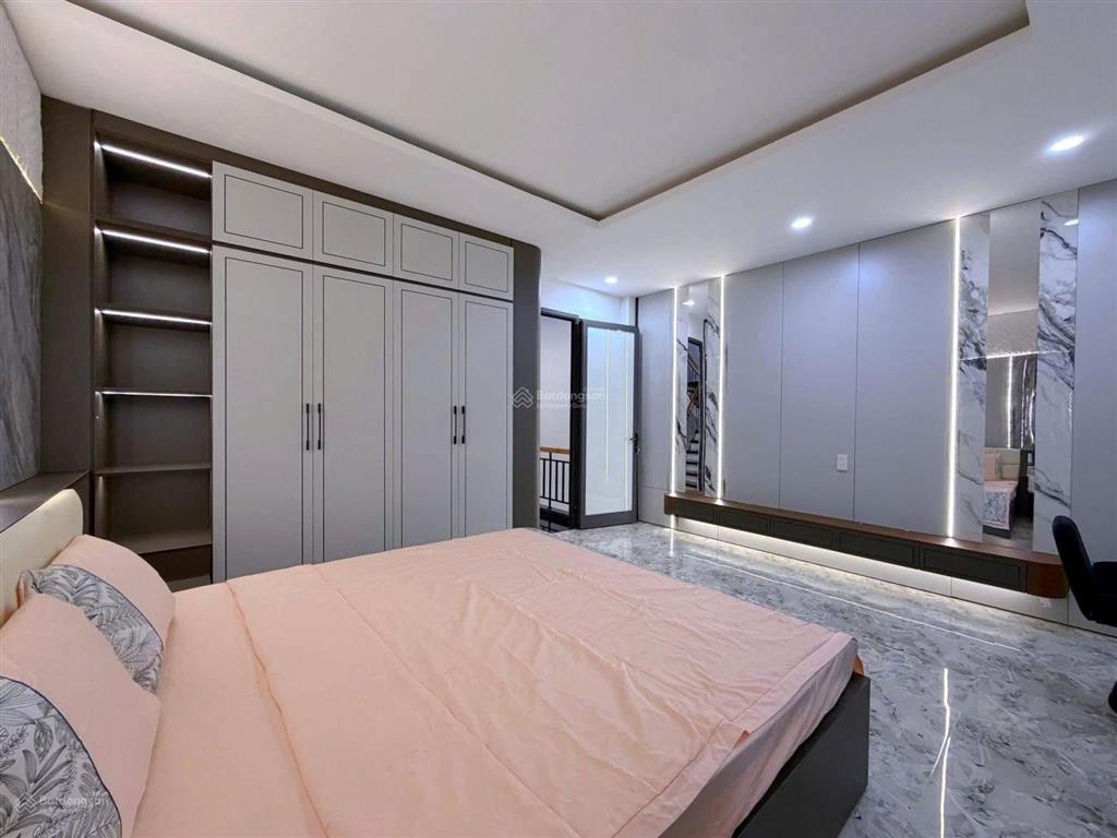 Phía chủ kẹt tiền bán gấp nhà hoàng sa phường 5, phú nhuận | giá 3 tỷ 9(tl) nhẹ, dt 70m2, có sổ