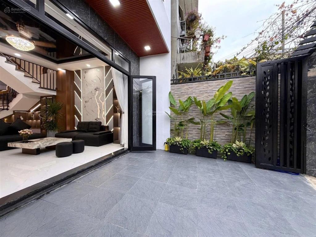 Phía chủ kẹt tiền bán gấp nhà hoàng sa phường 5, phú nhuận | giá 3 tỷ 9(tl) nhẹ, dt 70m2, có sổ