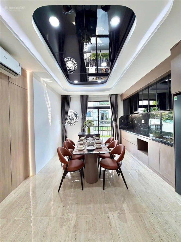 Kẹt tiền làm ăn bán nhà lý chiêu hoàng, p.10, quận 6 | giá 3 tỷ 660(tl), dt 68m2, có sồ hồng riêng