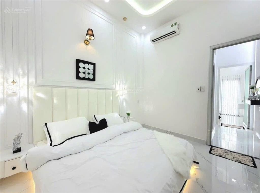 Ngộp tiền bán gấp nhà nguyễn công hoan, phường 7, phú nhuận | sổ đẹp, giá 4 tỷ 550(tl), dt to 80m2