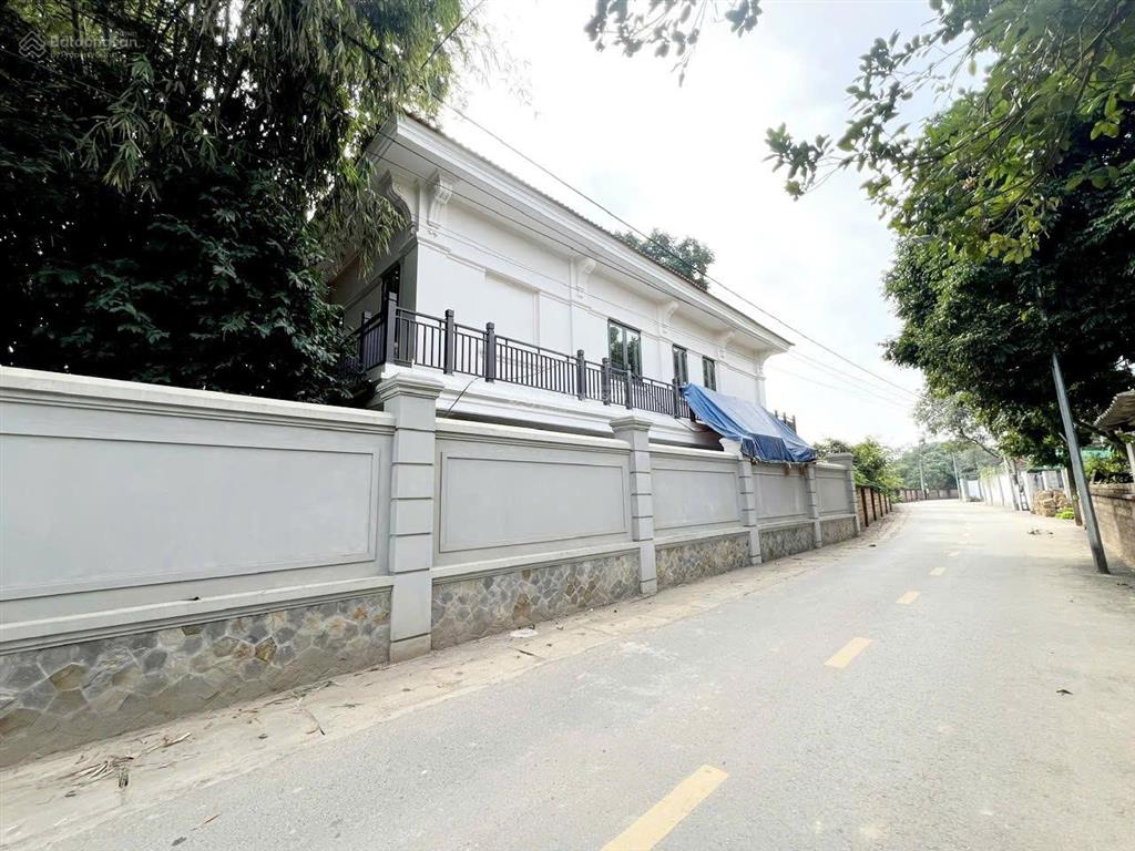 Siêu phẩm đất vàng hòa lạc, view hồ không gian nghỉ dưỡng đẳng cấp, chỉ 2.5 tỷ 100m2