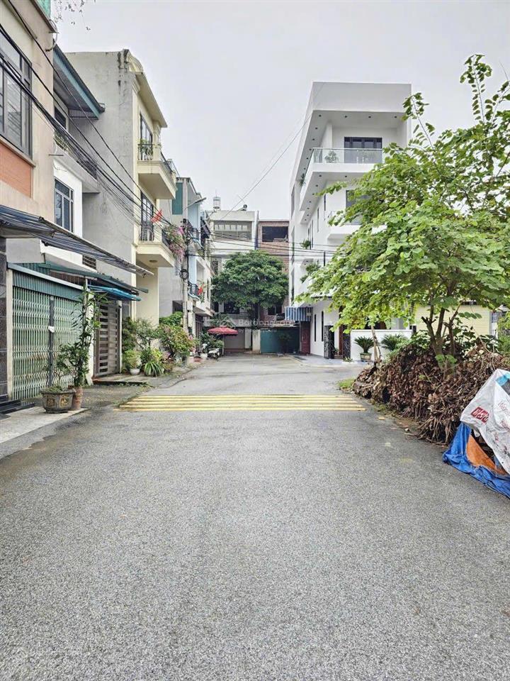 Bán lô đất 100m2 full thổ cư phú cát, hòa lạc vị trí vàng
