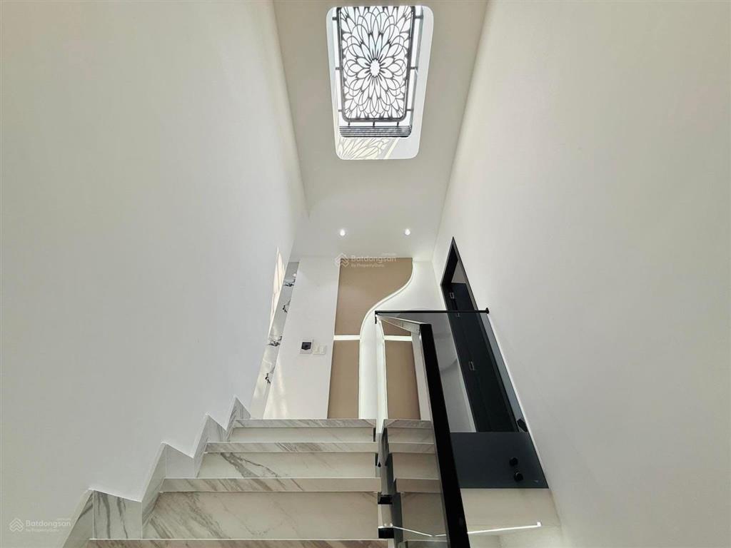 Bán gấp căn nhà phố 85m2/3ty2 tại đồng đen, p14, q. tân bình. shr