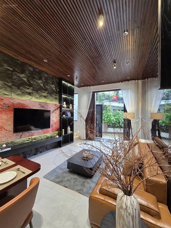 4,6 tỷ cho 98m² tại nguyễn thị minh khai  trả trước 30%,ngân hàng hỗ trợ vay 70% sang tên ngay