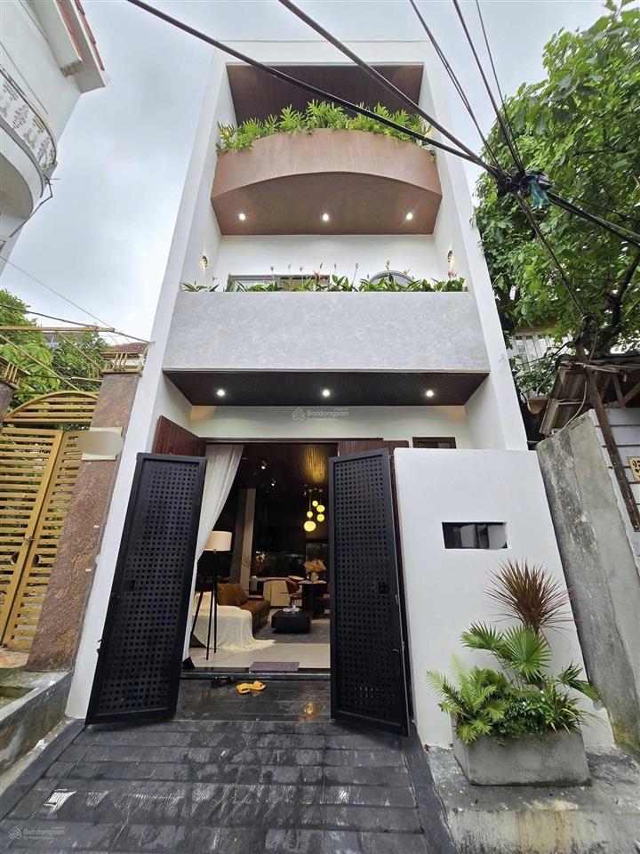 4,6 tỷ cho 98m² tại nguyễn thị minh khai  trả trước 30%,ngân hàng hỗ trợ vay 70% sang tên ngay