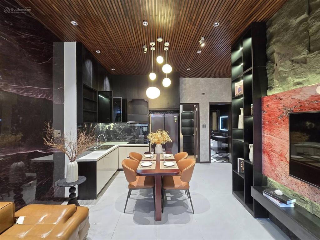 4,6 tỷ cho 98m² tại nguyễn thị minh khai  trả trước 30%,ngân hàng hỗ trợ vay 70% sang tên ngay