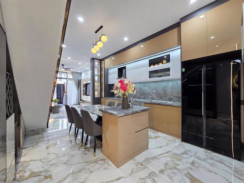 Bán nhà phú mỹ hưng quận 7 80m2/4tỷ3 khu dân trí cao không ngập nước, sẵn hợp đồng thuê 29tr/thang