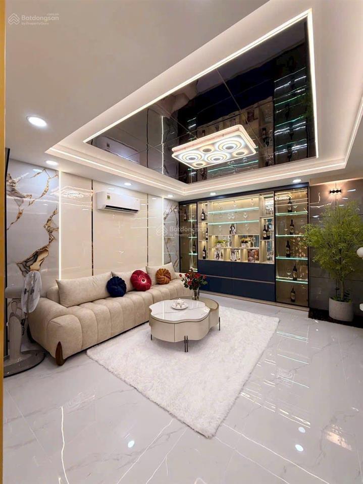 Bán nhà phú nhuận 75m2/2ty7 đường đào duy anh gặp chính chủ xem sổ hồng riêng