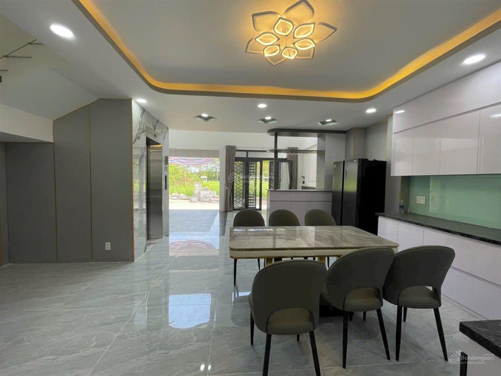 Nhà mới 100%85m2/3tỷ750  hoàn công sẵn | lò gốm q6  ô tô ngủ trong nhà  hẻm 15m