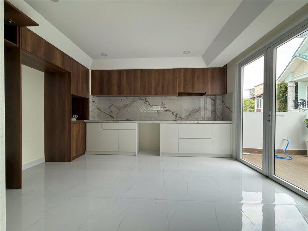 Bán nhà q9 xa lộ hà nội 55m2/2tỷ9 sổ hồng riêng giấy hoàn công đầy đủ