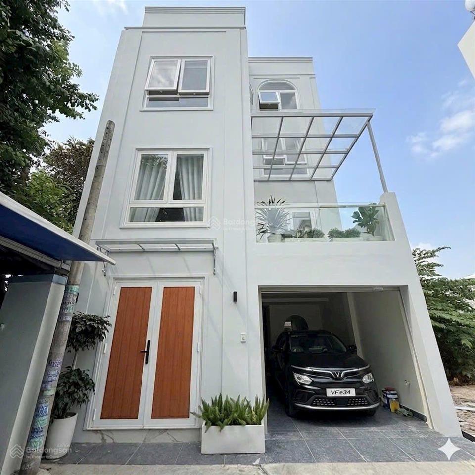 Bán nhà q9 xa lộ hà nội 55m2/2tỷ9 sổ hồng riêng giấy hoàn công đầy đủ