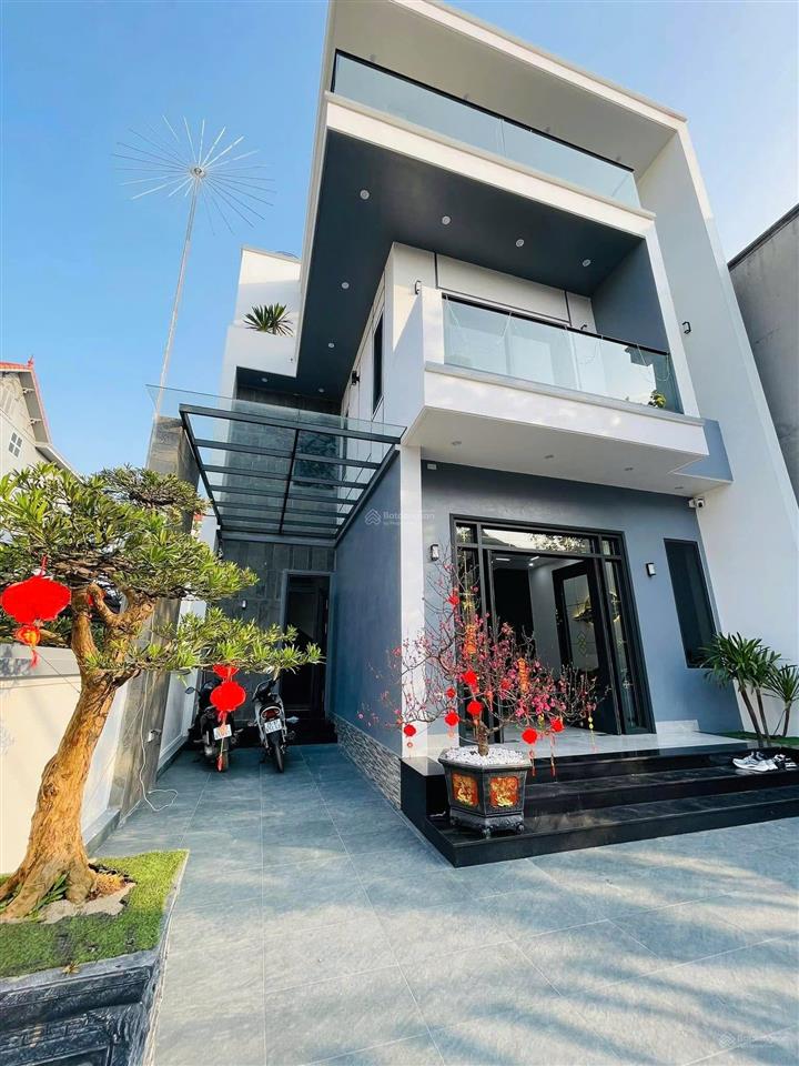 Chủ kẹt tiền bán biệt thự 120m2 đường văn thân q6 không thế chấp ngân hàng sổ chuẩn