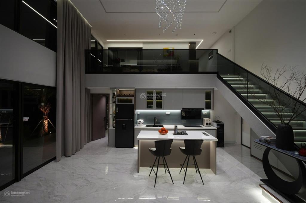 Biệt thự quận 6, 120m2 lý chiêu hoàng, p10, q6 full nội đầy sổ hồng riêng giấy hoàn công đủ