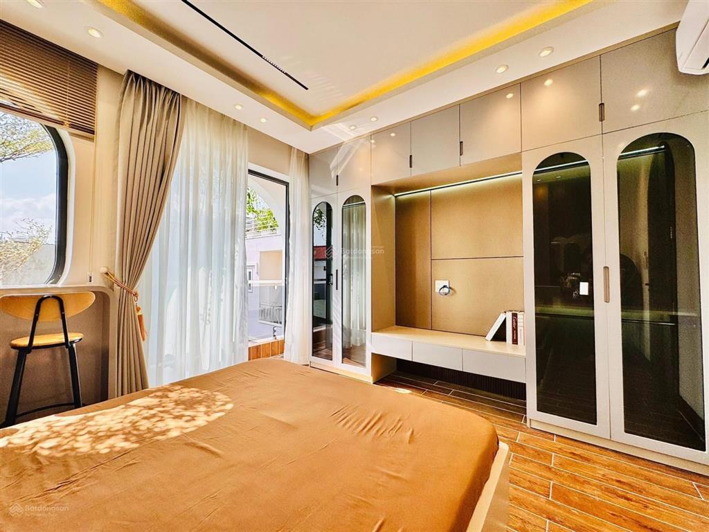 Chính chủ bán 186/34 phan văn trị 85m2/4tỷ6 thương lượng sổ hồng riêng