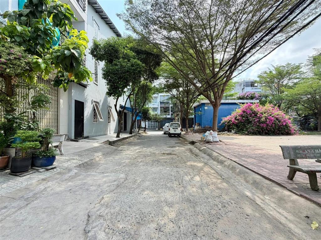 Siêu phẩm đào duy anh phú nhuận 95m2/3ty500 trung tâm kết nối mua nhà không lo pháp lý  ngay
