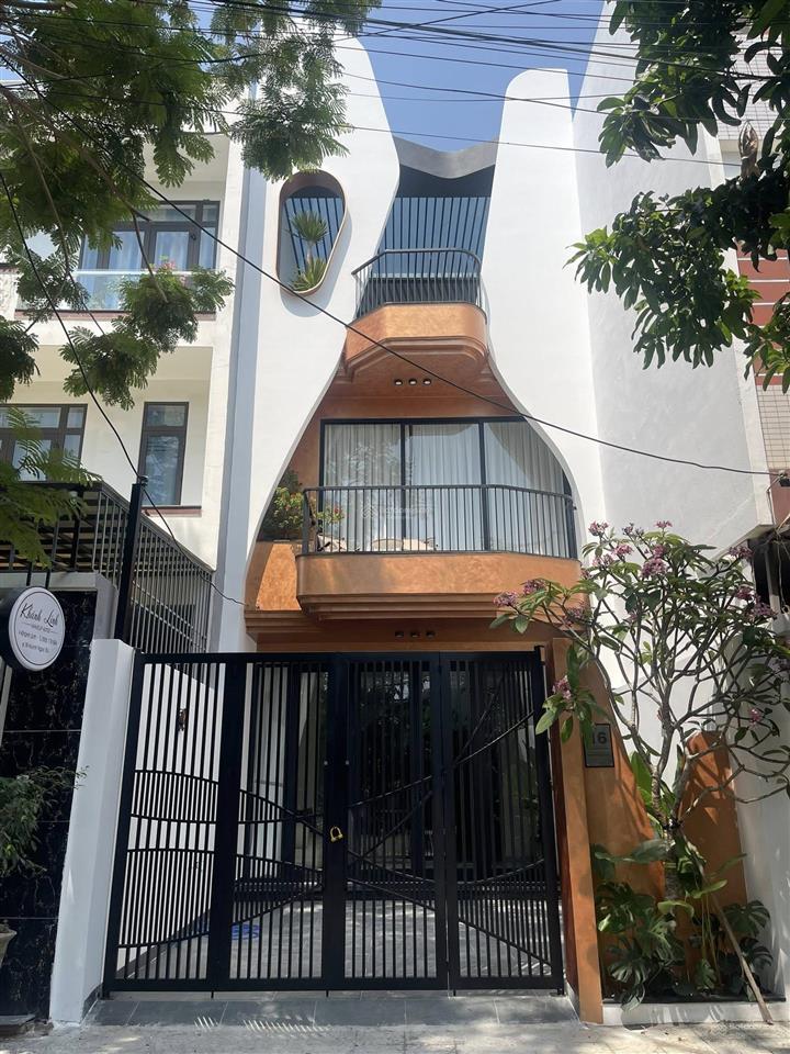 Bán căn nhà 70m2/3 tỷ 900 rộng rãi, hẻm thoáng, ở liền hoặc cho thuê có hđ sẵn sang tên ngay