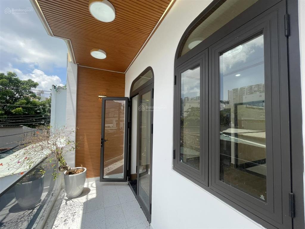 Nhà trống xách vali vào ở thôi, 50m2/1tỷ950 đường nguyễn sơn, phú thọ hoà, tân phú