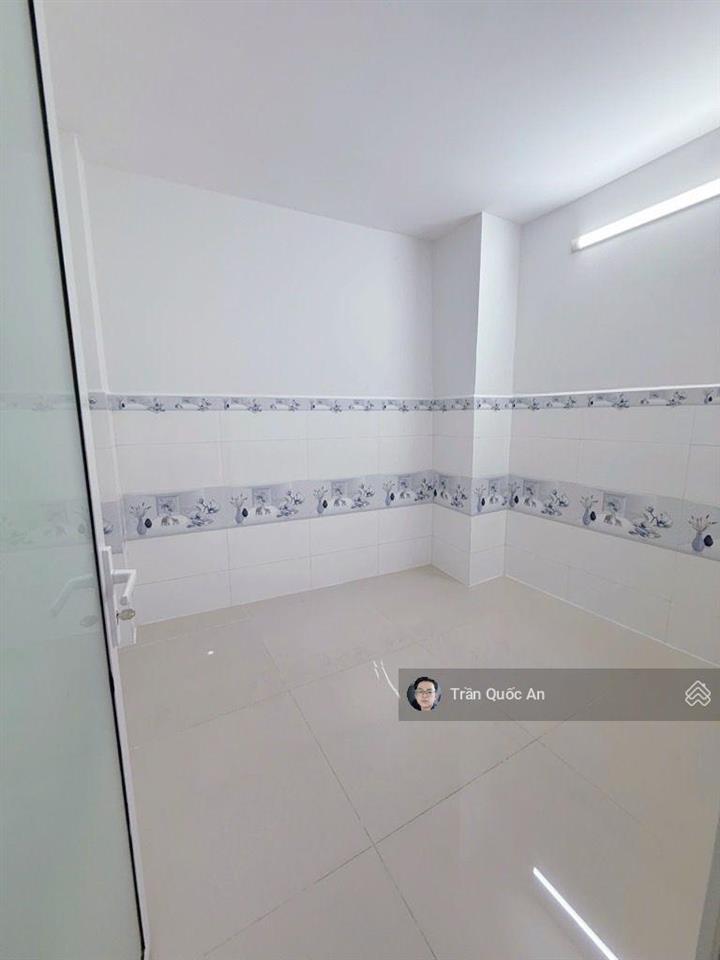 Bán nhà 4 tầng  4pn  sát hẻm xe tải  trần xuân soạn q7  shr  hoàn công đủ  hiện hữu