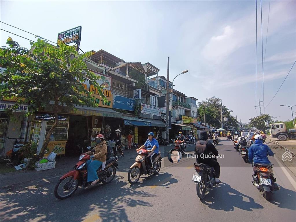 Nhà mới vào ở ngay  36,7m2  trần xuân soạn  hàng xóm him lam q7  sổ vuông vức  nhỉnh 3 tỷ