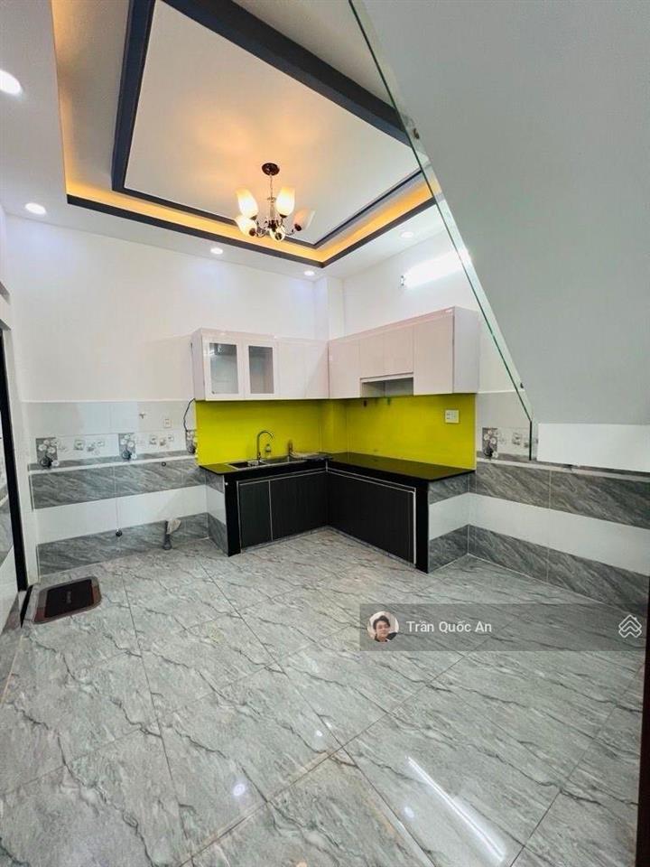 Bán nhà 2 tầng lô góc btct  50m2  2 tầng  lâm văn bền q7  shr  nhỉnh 5 tỷ
