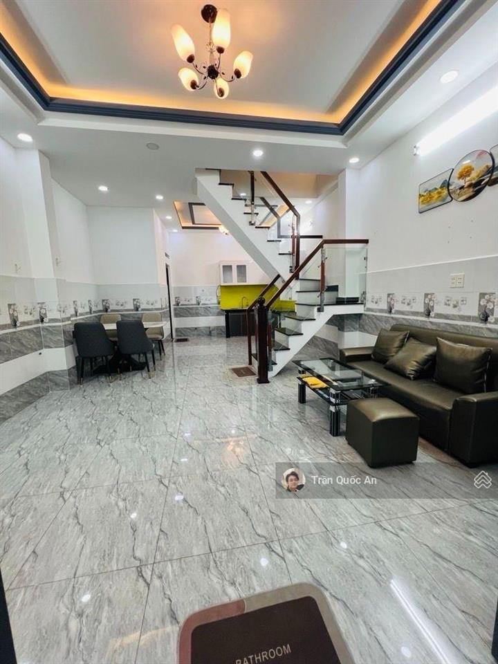 Bán nhà 2 tầng lô góc btct  50m2  2 tầng  lâm văn bền q7  shr  nhỉnh 5 tỷ