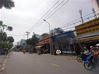 Bán nhà 2 mặt tiền  4 tầng  ngang 4,3m  5pn  ngay khu vip lê văn lương q7  chỉ nhỉnh 7 đồng.