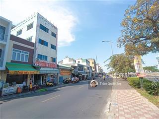 Gần cầu chà và quận 8  86m2, 3 tầng  hẻm thông thoáng, có sân xe  6,x tỷ  shr