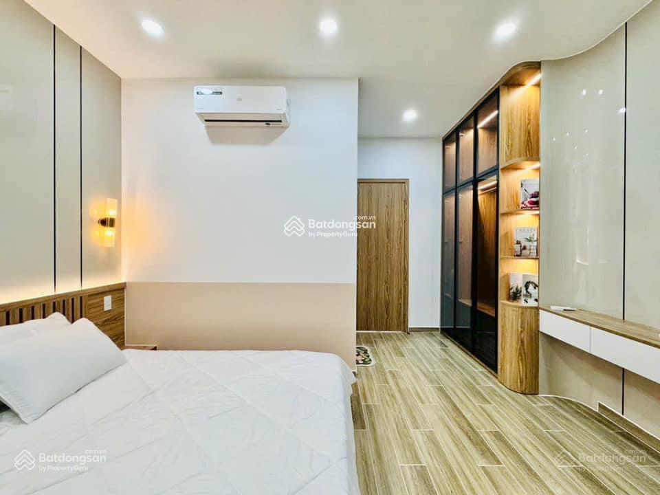 Bán nhà hẻm 5m nguyễn trọng tuyển, p1, tân bình, 47.6m2, 2tỷ7, sổ riêng, đang cho thuê 14tr/th