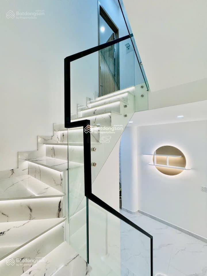 Bán nhà hẻm 5m nguyễn trọng tuyển, p1, tân bình, 47.6m2, 2tỷ7, sổ riêng, đang cho thuê 14tr/th