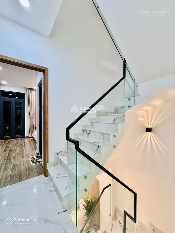 Bán nhà hẻm 5m nguyễn trọng tuyển, p1, tân bình, 47.6m2, 2tỷ7, sổ riêng, đang cho thuê 14tr/th