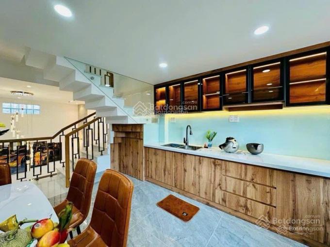 Bán gấp nhà phù hợp dân đầu tư đang cho thuê 20tr/th hxh lê hồng phong, p1, quận 10, 80m2, 3tỷ680tr