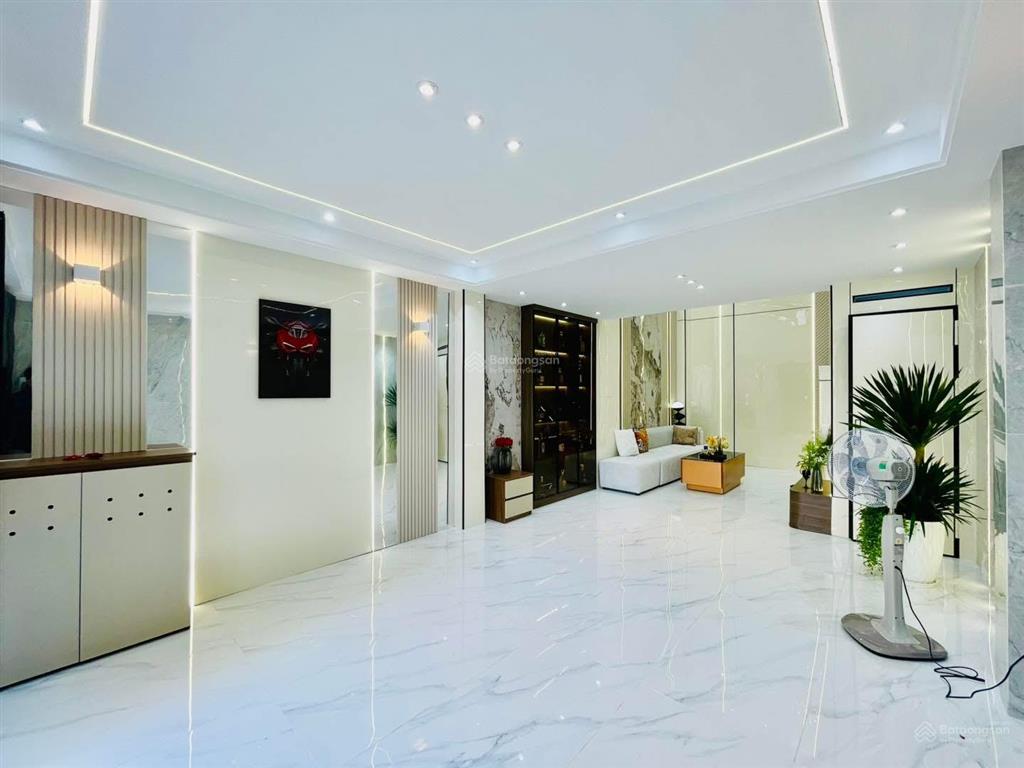 Sở hữu căn nhà phố đ. cây điệp, đa kao, quận 1, 64.7m2, 3tỷ7, đang cho thuê 25tr/th, sổ riêng