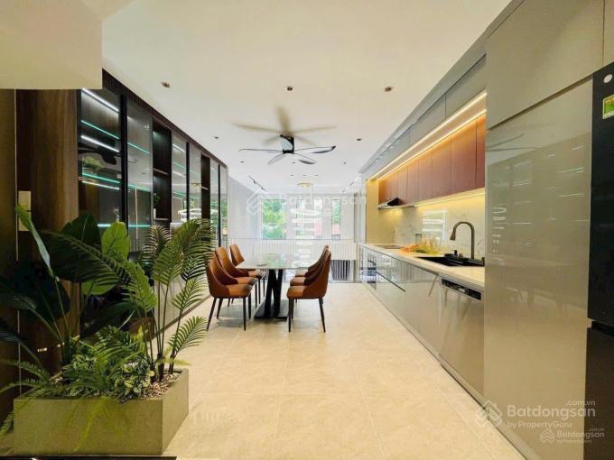 Bán nhà có hđ cho thuê 22 triệu/th, bán lỗ căn nhà 33/ đặng văn ngữ, p14, phú nhuận, 80m2, 5tỷ750tr