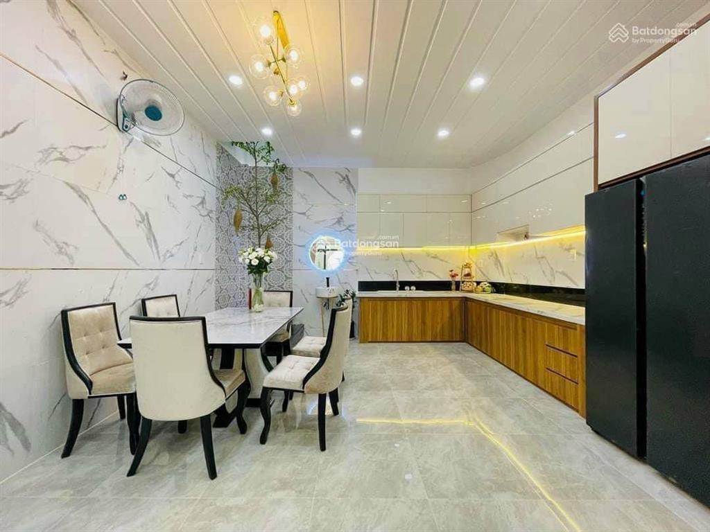 Chính chủ kẹt tiền bán gấp! nhà hẻm 6m sư vạn hạnh, p12, quận 10, 73m2, 5tỷ7, gần vạn hạnh mall