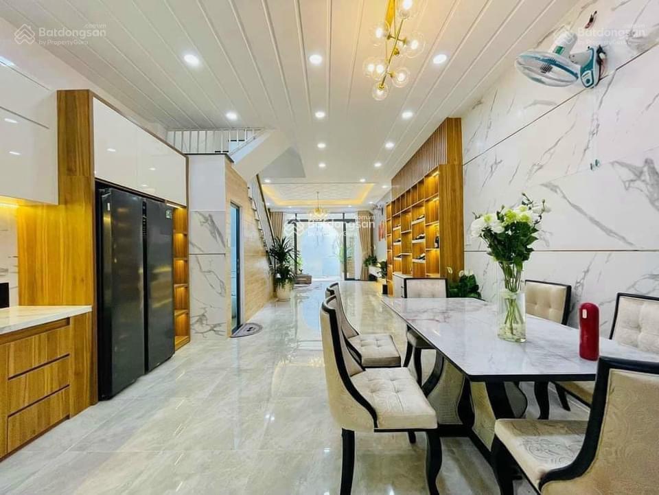 Chính chủ kẹt tiền bán gấp! nhà hẻm 6m sư vạn hạnh, p12, quận 10, 73m2, 5tỷ7, gần vạn hạnh mall