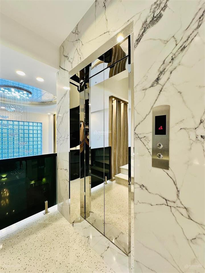 Đầu tư sinh lời ngay nhà lê văn sỹ, p13, quận 3, 72m2, 4tỷ2 đang cho thuê 18tr/th, sổ hồng riêng