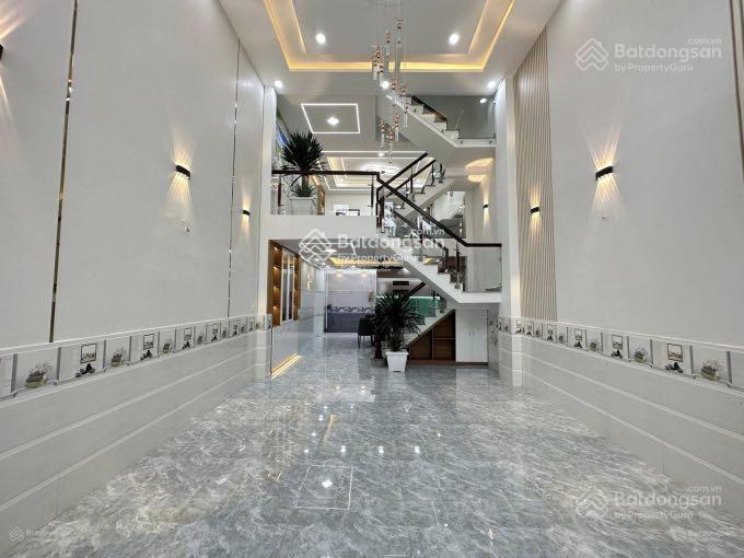 Cô khách bán gấp nhà hxh phạm thế hiển, p6, quận 8, 78.2m2, 4tỷ880tr, sổ riêng, đang cho thuê 15tr